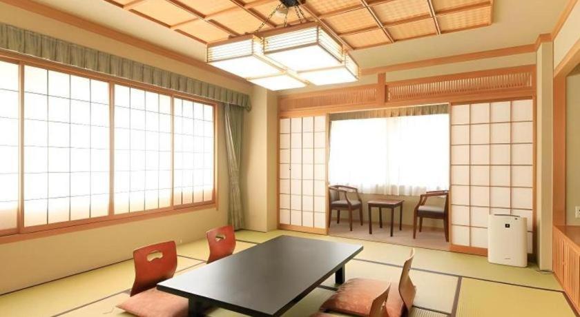 Kamisuwa Station Hotel Eksteriør billede